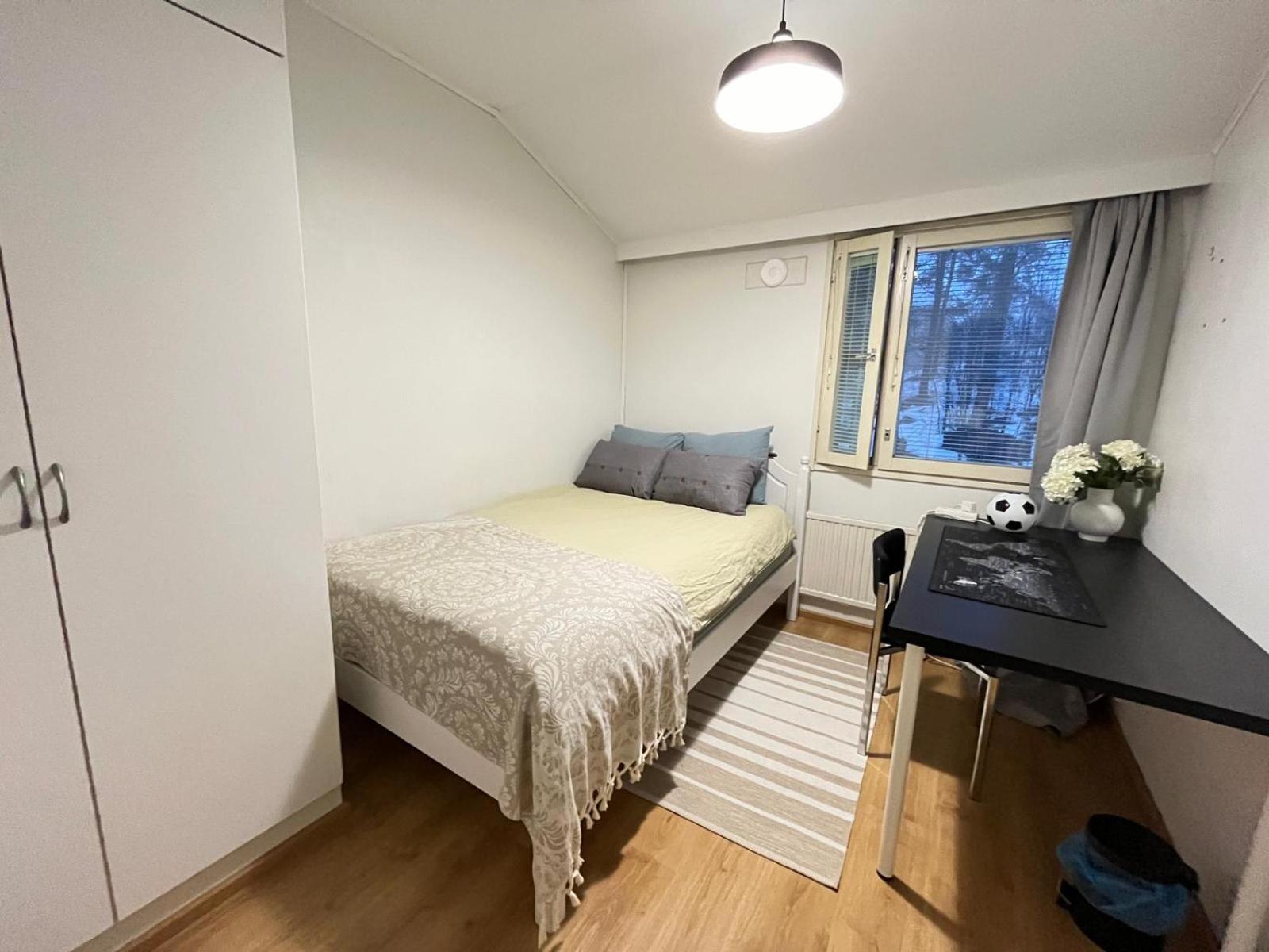 Private Rooms Near Metro, Free Parking,Direct Bus From Airport Гельсінкі Екстер'єр фото