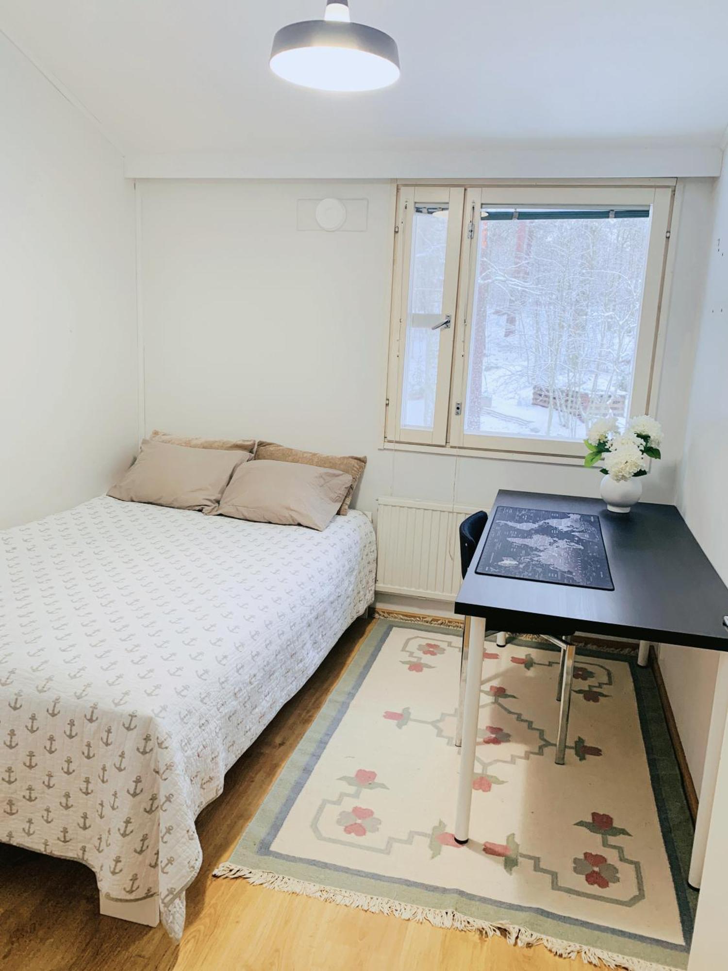 Private Rooms Near Metro, Free Parking,Direct Bus From Airport Гельсінкі Екстер'єр фото