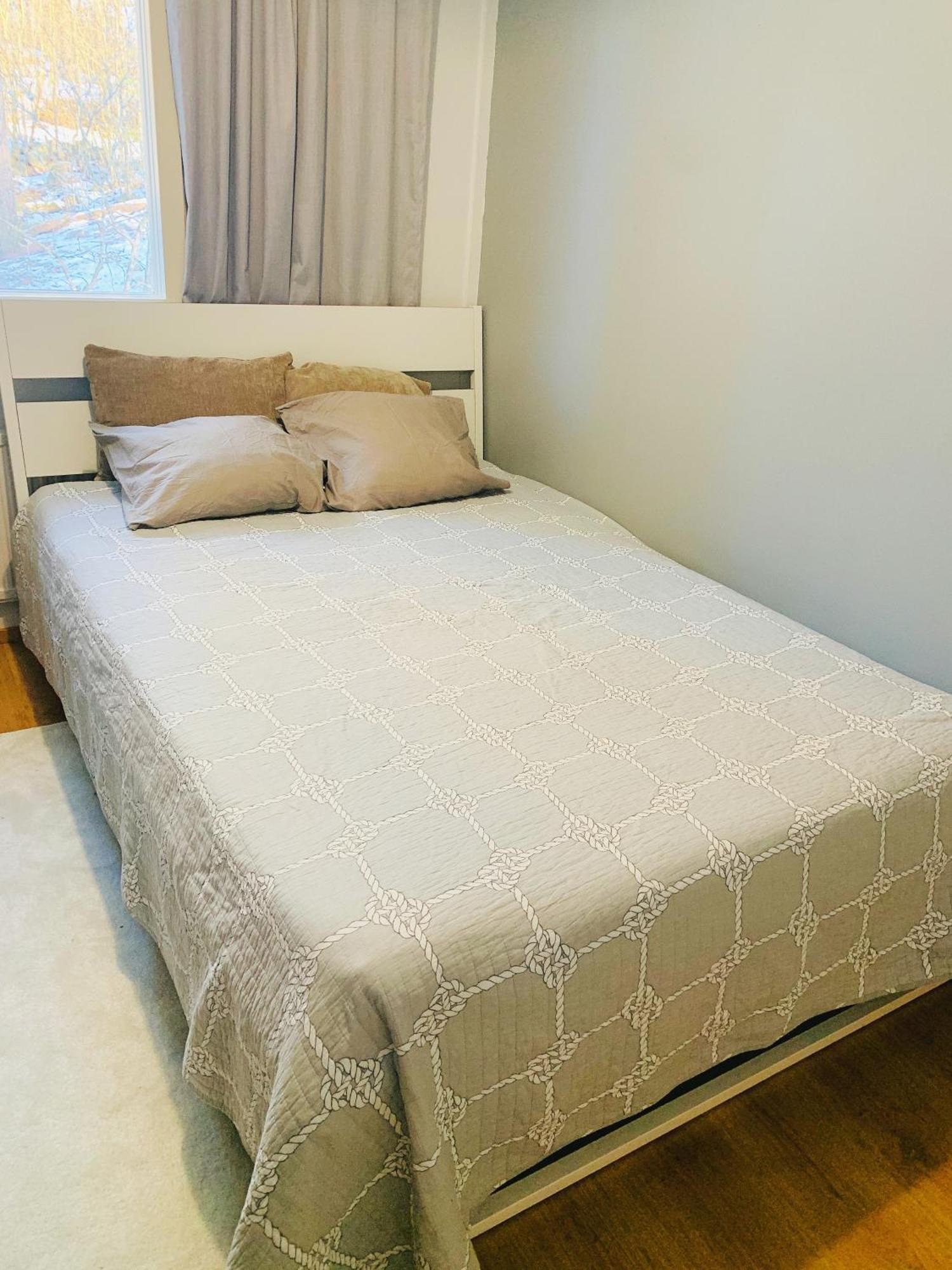 Private Rooms Near Metro, Free Parking,Direct Bus From Airport Гельсінкі Екстер'єр фото